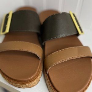 NWB SOREL Leather Platform Sandals Size 9.5